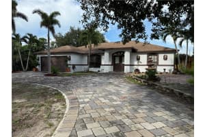 27120 Pinecrest Lane, Bonita Springs, FL 34135 - MLS#2025007097
