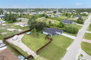 2701 8TH ST SW, Lehigh Acres, FL 33976 - MLS#2025007128