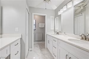 3209 W Riverside Dr, Fort Myers