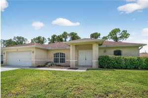 8811 Buckingham Rd, Fort Myers