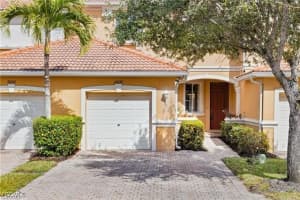 10043 Salina St, Fort Myers