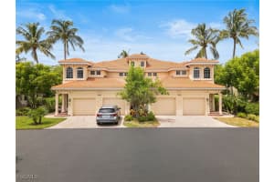 5610 Cape Harbour Dr 201, Cape Coral