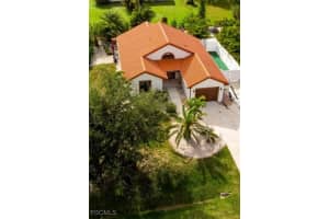 5839 Bonita Rd, Bokeelia