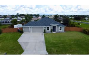 1511 NE 13th, Cape Coral, FL 33909 - MLS#2025007268