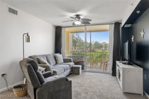 4109 residence Drive, Fort Myers, FL 33901 - MLS#2025007383