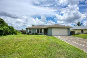3405 33rd Street, Lehigh Acres, FL 33976 - MLS#2025007401