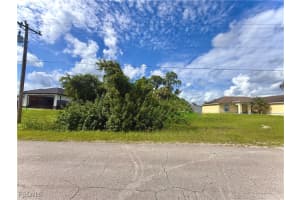 3316 18th Street, Lehigh Acres, FL 33971 Sold 11/03/25