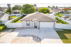 814 Santa Barbara Boulevard, Cape Coral, FL 33991 - MLS#2025007475