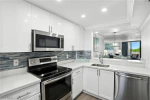 440 Seaview Court, Marco Island, FL 34145 - MLS#2025007481