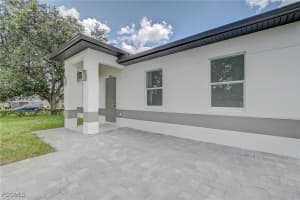 940 Lakeside Drive, Lehigh Acres, FL 33974 - MLS#2025007513