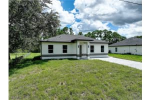 940 Lakeside Drive, Lehigh Acres, FL 33974 - MLS#2025007513