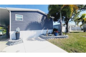 352 Shoreland Drive, Fort Myers, FL 33905 - MLS#2025007569