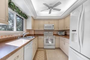 7402 Lake Breeze Dr 306, Fort Myers