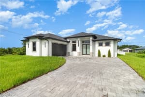 907 Sunniland Boulevard, Lehigh Acres, FL 33971 - MLS#2025007641