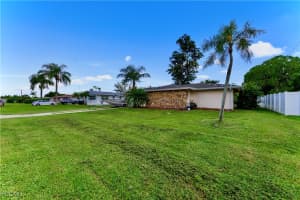 327 Allenwood Avenue, Lehigh Acres, FL 33936 - MLS#2025007645