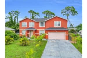 5562 Benton St, Lehigh Acres