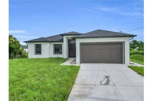 3206 34th Street, Lehigh Acres, FL 33976 - MLS#2025007672