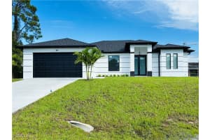 747 Spaulding St E, Lehigh Acres