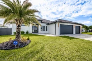 607 18th Court, Cape Coral, FL 33991 - MLS#2025007710
