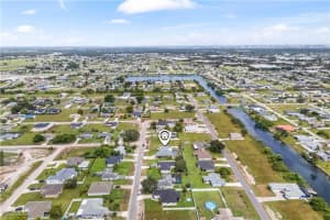 1126 12th Terrace, Cape Coral, FL 33909 - MLS#2025007769