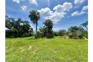 25 Oakland Hills Place, Rotonda West, FL 33947 - MLS#2025007877