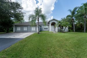 1161 16th St Ne, Naples