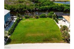 4061 Galt Island Avenue, St James City, FL 33956 - MLS#2025008081