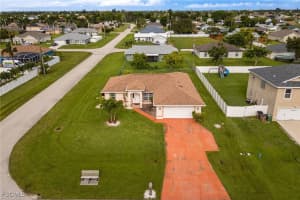 302 24th Avenue, Cape Coral, FL 33909 - MLS#2025008124