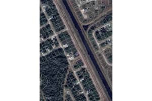 1214 SILVERFISH Drive, Labelle, FL 33935 - MLS#2025008139