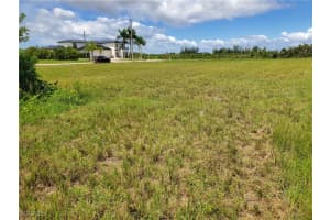 1721 43rd Avenue, Cape Coral, FL 33993 Sold 09/22/25
