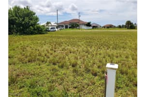 1721 43rd Avenue, Cape Coral, FL 33993 Sold 09/22/25
