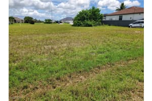 1721 43rd Avenue, Cape Coral, FL 33993 Sold 09/22/25