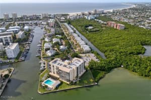 400 Lenell Rd 106, Fort Myers Beach