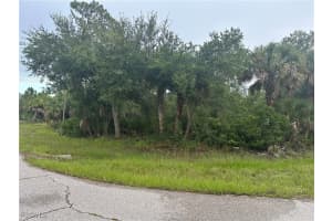 17043 Clark Avenue, Port Charlotte, FL 33948 - MLS#2025008233
