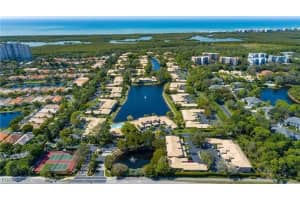 346 Emerald Bay Cir Aa3, Naples