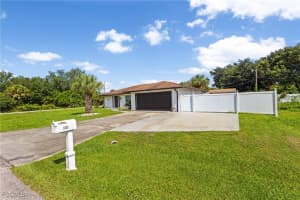 1401 7th Street, Lehigh Acres, FL 33972 - MLS#2025008259