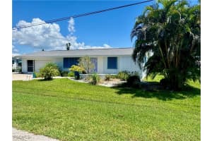 2703 Clyde St, Matlacha