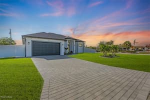 116 5th Place, Cape Coral, FL 33990 - MLS#2025008324
