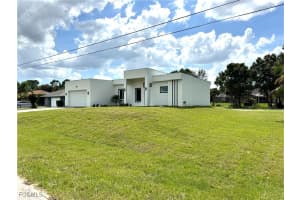 515 Broadway Ave, Lehigh Acres