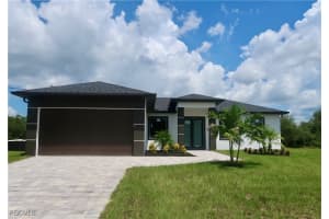 2607 E 18th St, Lehigh Acres