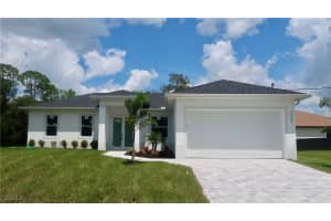 2605 E 18th St, Lehigh Acres