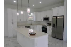 2605 18th Street, Lehigh Acres, FL 33972 - MLS#2025008440