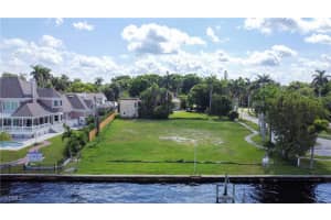 1301 Rio Vista Avenue, Fort Myers, FL 33901 - MLS#2025008462