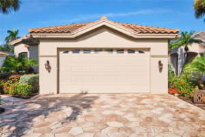 16364 Willowcrest Way, Fort Myers, FL 33908 - MLS#2025008475