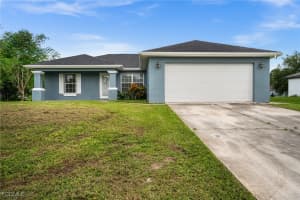 2611 4th Street, Lehigh Acres, FL 33976 - MLS#2025008500