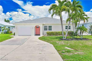 75 3rd St, Bonita Springs