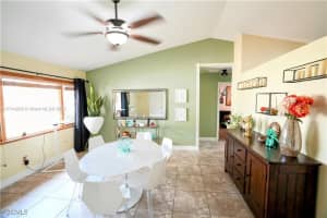 2304 8th Terrace, Cape Coral, FL 33990 - MLS#2025008614