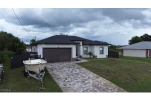 3502 22nd Street, Lehigh Acres, FL 33976 - MLS#2025008617