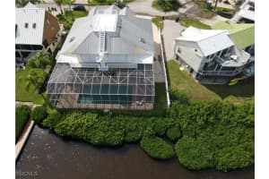 21523 Indian Bayou Drive, Fort Myers Beach, FL 33931 - MLS#2025008643