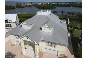 21523 Indian Bayou Drive, Fort Myers Beach, FL 33931 - MLS#2025008643